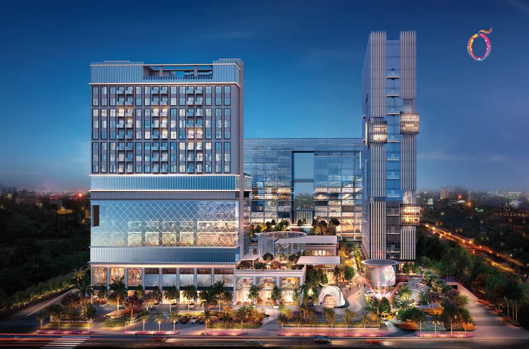 CRC The Flagship Sector 140A Noida — commercial towers and retail on the Noida Expressway